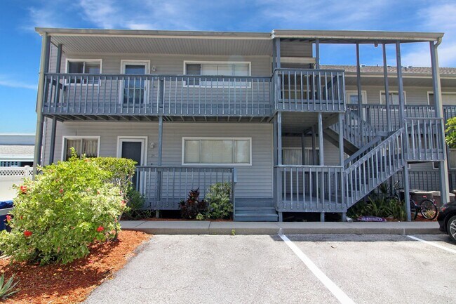 Primary Photo - Saybrook Manor, #26