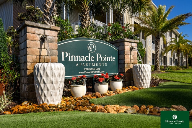 Building Photo - Pinnacle Pointe Apartments