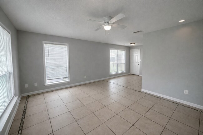 Building Photo - Available now!!! Apply today at our website!!!