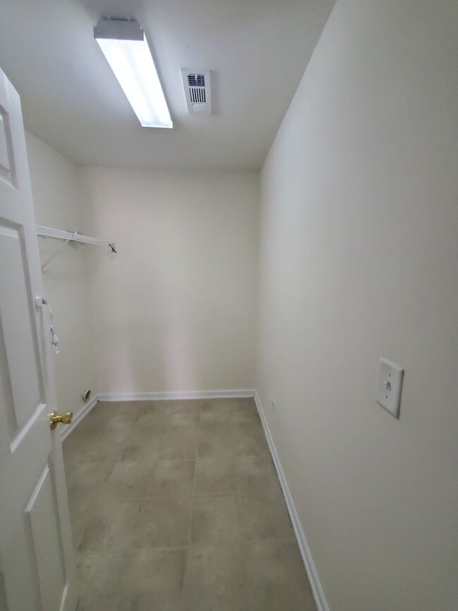 Building Photo - Beautiful  Home  Available for Rent in Monroe, NC 28112