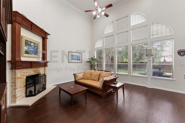 Building Photo - Beautifully Maintained, 2-Story 5/3.5/3 Ne...