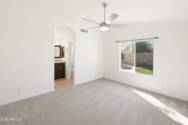 Building Photo - 9321 E Caribbean Ln