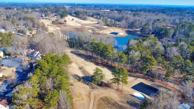 Building Photo - 2045 Fairways Ct