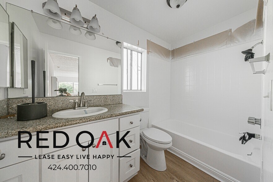 Building Photo - 8555 Independence Ave