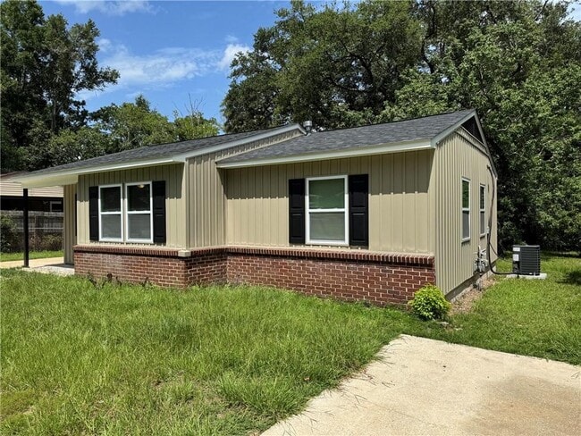Building Photo - 2120 Baker Rd