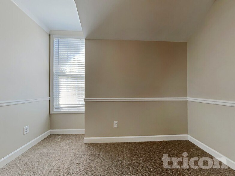 Building Photo - 115 Michael Ct