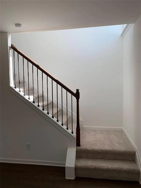 Building Photo - 4970 Bellehurst Ln