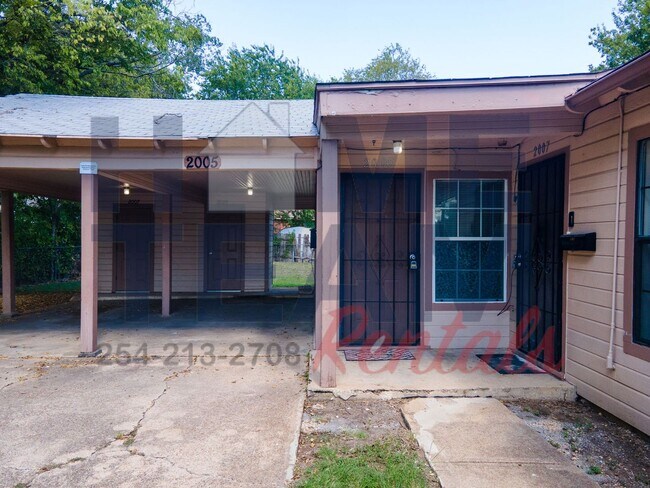 Building Photo - 2005 Elkins Ave