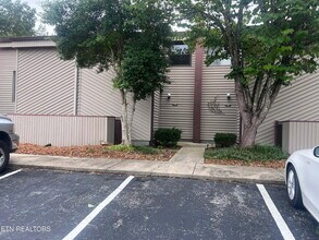 Building Photo - Fully Furnished condo