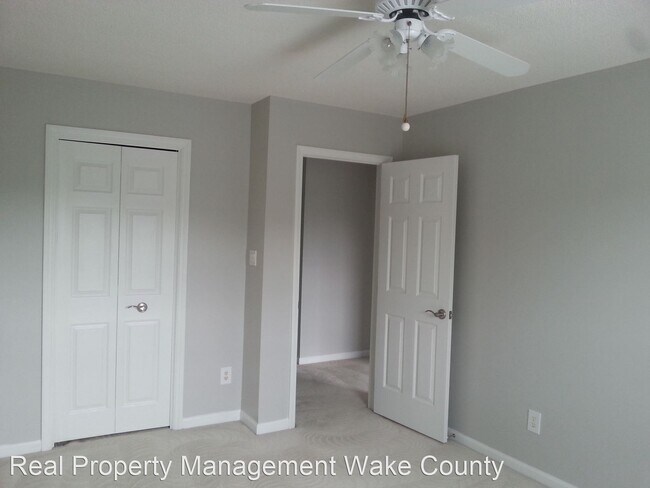 Building Photo - 3 br, 2.5 bath House - 8712 Blakehurst Drive
