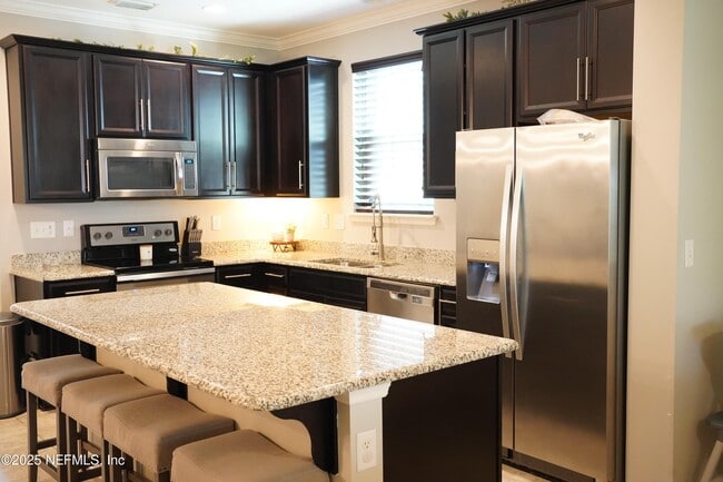 Building Photo - 14629 Serenoa Dr