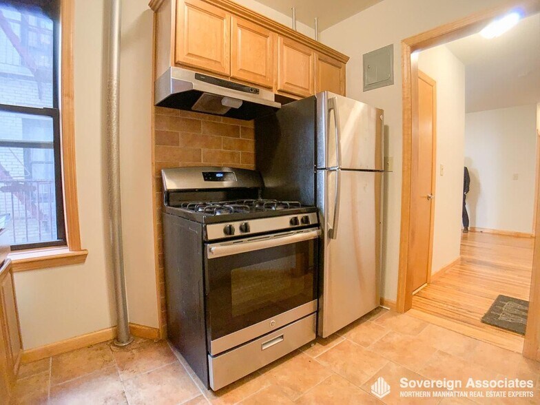 Building Photo - 75 Cabrini Blvd