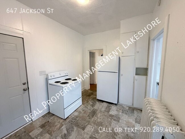 Building Photo - 647 Jackson St