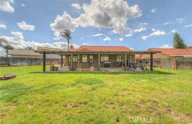 Building Photo - 9221 Signature St