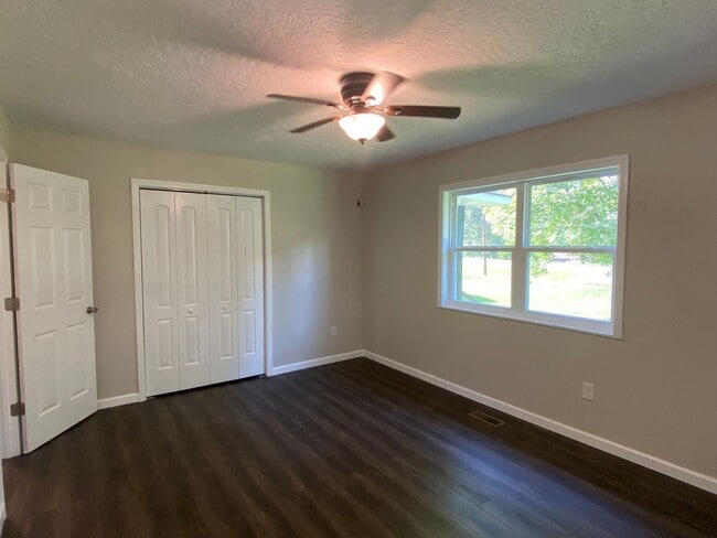 Building Photo - 3508 Choccolocco Rd