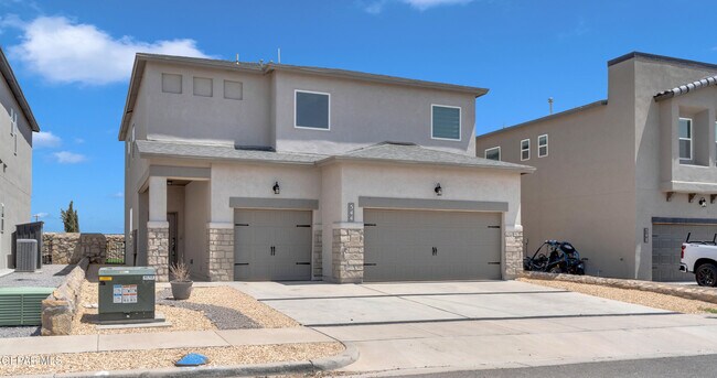 Building Photo - 544 La Entrada Cir