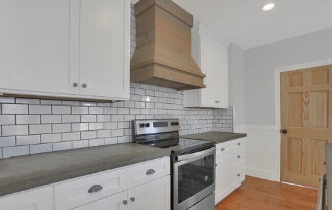 Building Photo - Beautiful 3 Bed, 1.5 Bath Home in Hanover, Pa!