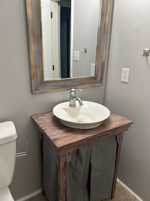 Building Photo - 143 Glenwood Dr