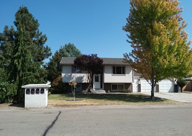 Building Photo - 1842 Penninger Dr