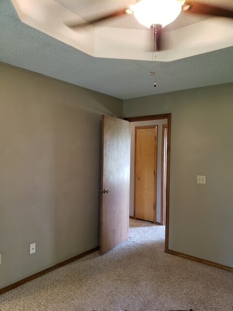 Building Photo - 3295 W Rockwood St