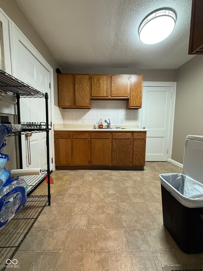 Building Photo - 1518 Hiatt St