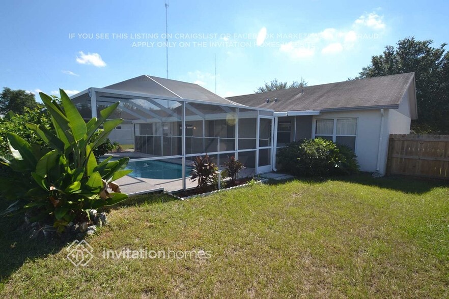 Building Photo - 10506 Juliano Dr