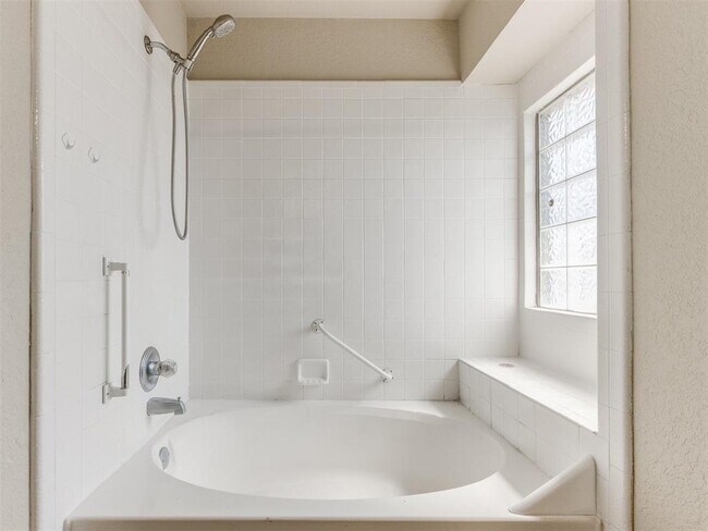 Building Photo - 10833 Ohara Ln