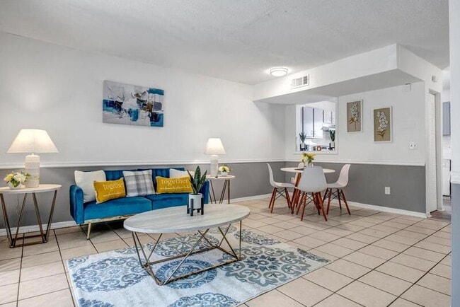 Building Photo - 111 E 1st St