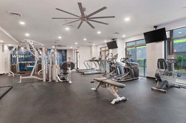 Building Photo - 305 10th Street South