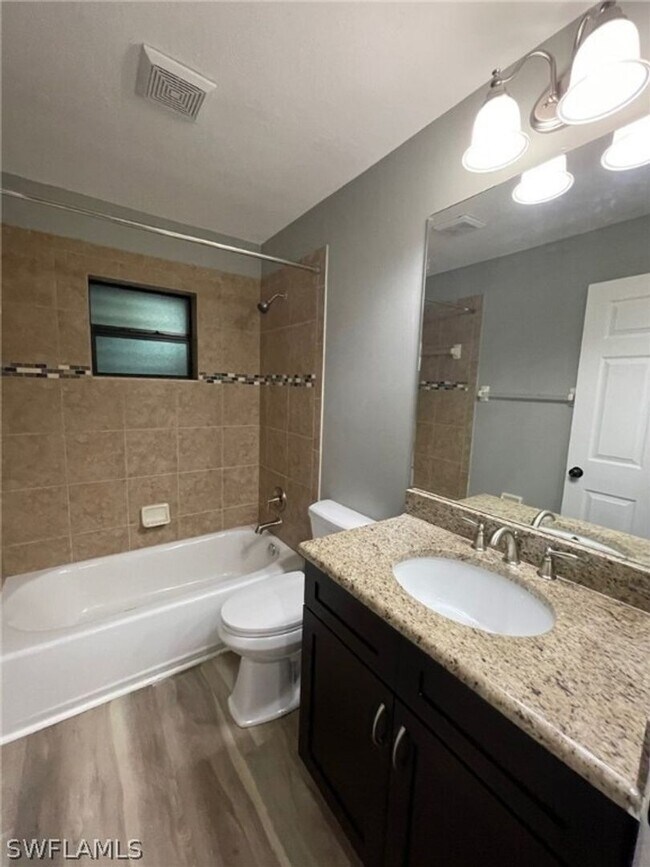 Building Photo - Beautiful 3/2/2- NE Cape Coral- SEE IT TODAY!
