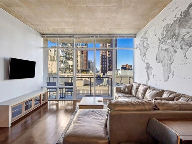 Building Photo - Luxury High Rise Condo Available 7/1/25