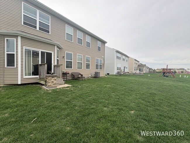 Building Photo - 3439 Birch Ln