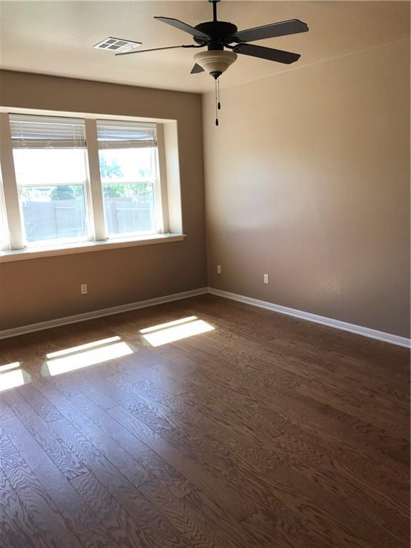 Building Photo - 8213 Reggio St