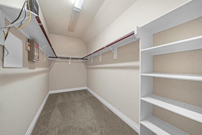 Building Photo - 17503 Woodfalls Ln