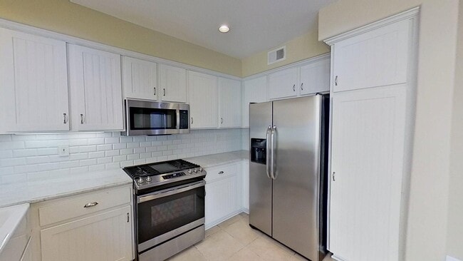 Building Photo - 2581 W Ardenwood Ct