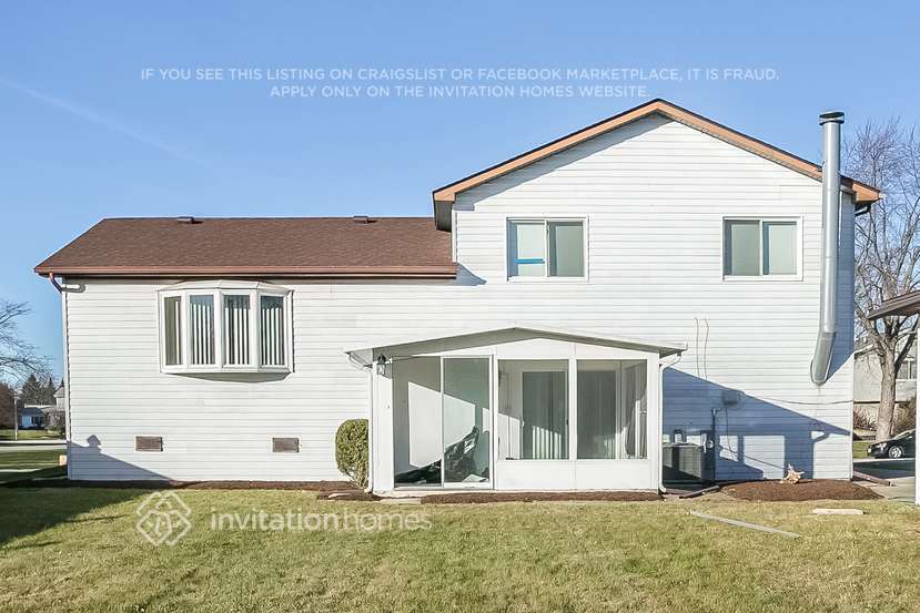 Building Photo - 229 Pheasant Rd