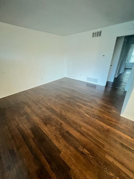 Building Photo - 6628 Ascot Ln