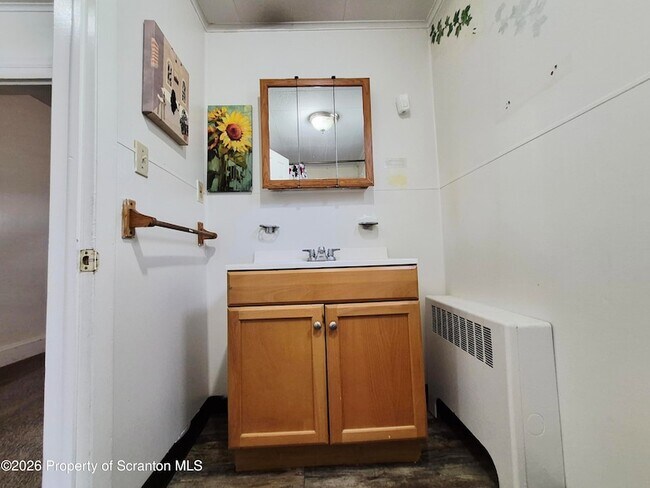 Building Photo - 117 Wyoming Ave