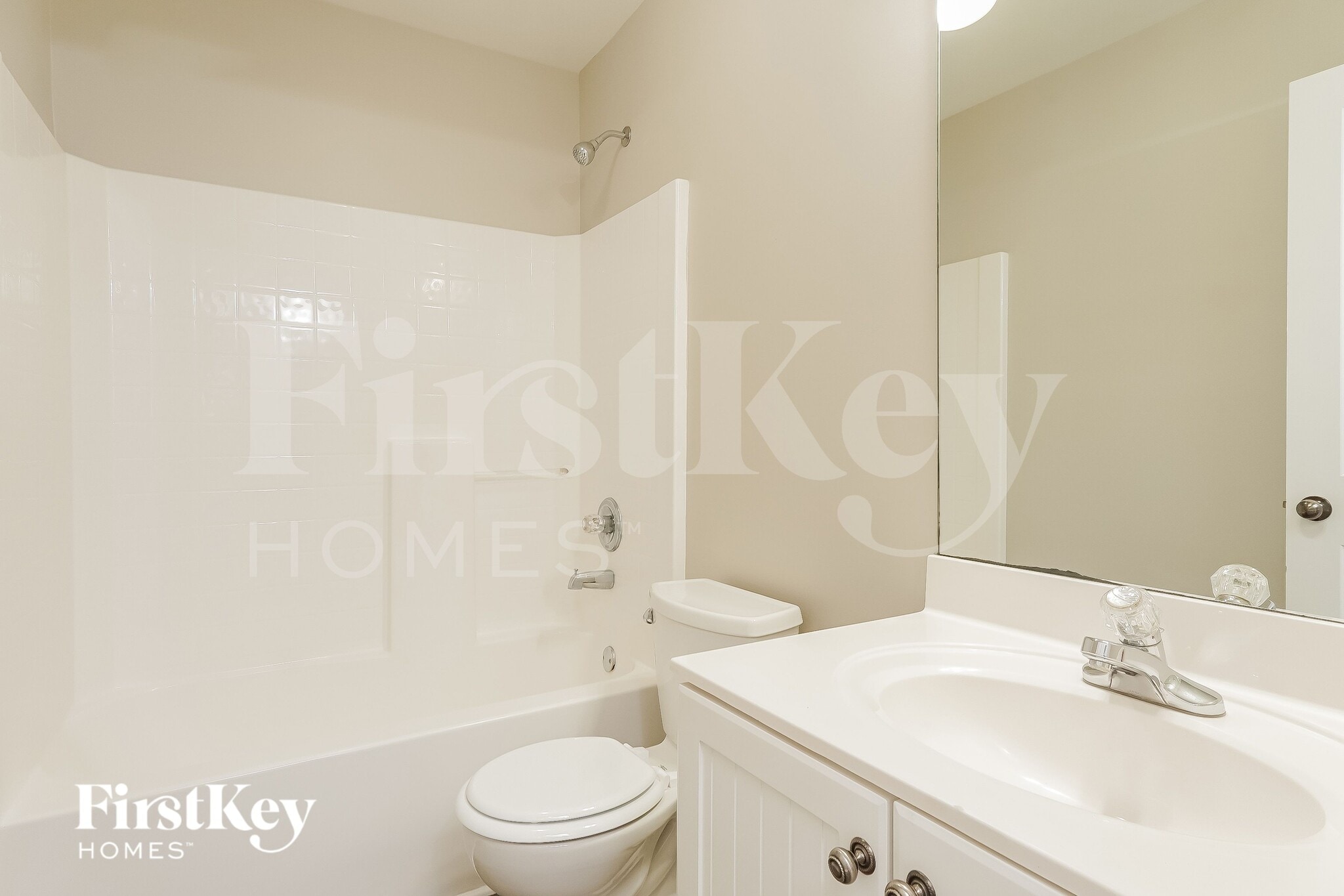 Building Photo - 221 Creekstone Tr