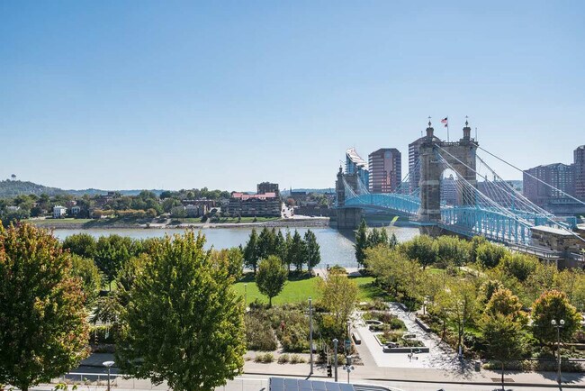 Building Photo - 132 Rosa Parks St