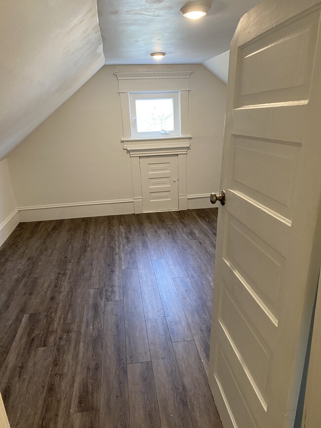 Bedroom 2 - 3432 Lombard Ave