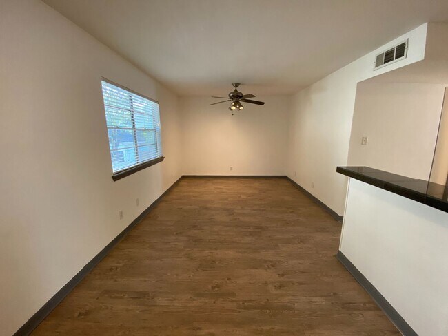 Building Photo - 4306 Avenue A