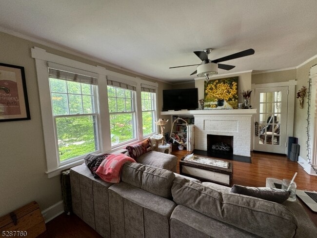 Building Photo - 226 Park St