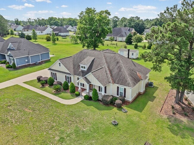 Building Photo - 128 Thistledown Dr