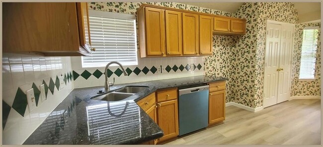 Building Photo - 9602 Meadowchase Ct