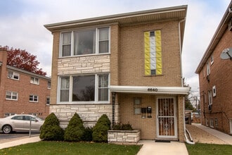 Building Photo - 6640 W Gunnison St