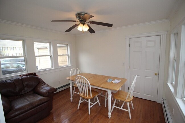 Building Photo - 218 Thurber Ave