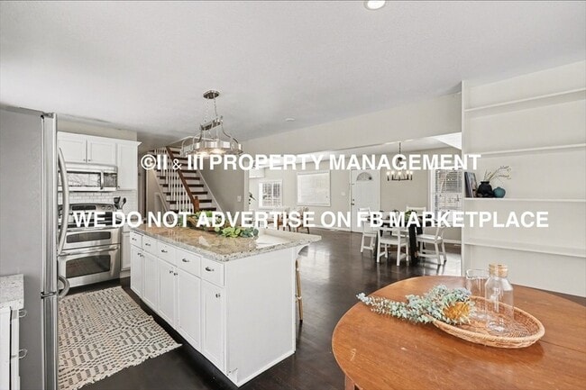 Building Photo - 2900 E Red Bridge Rd