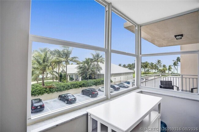 Building Photo - 5200 N Ocean Blvd