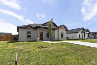 Building Photo - 1504 Unity Dr